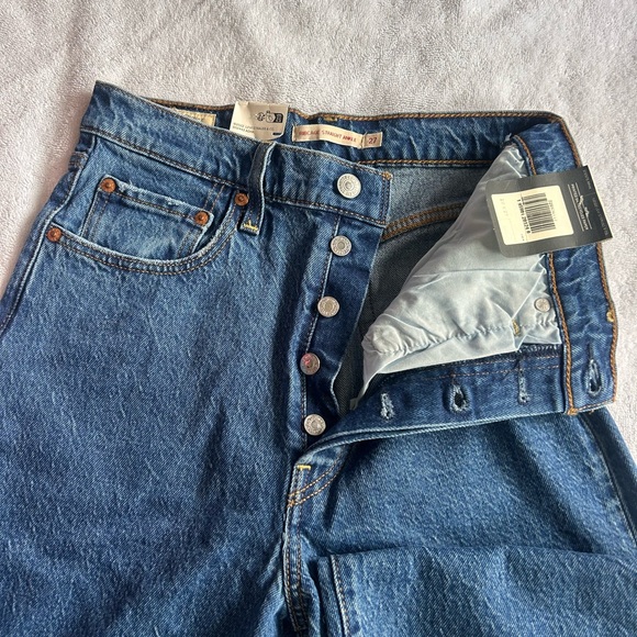 Levi's Women's High Rise Blue Jeans - Picture 2 of 4